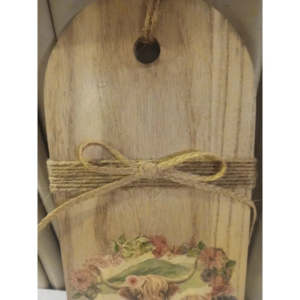 Handmade wooden Wall Plaque Highland Cattle/Flowers Country Cottagecore Western - Picture 4 of 5